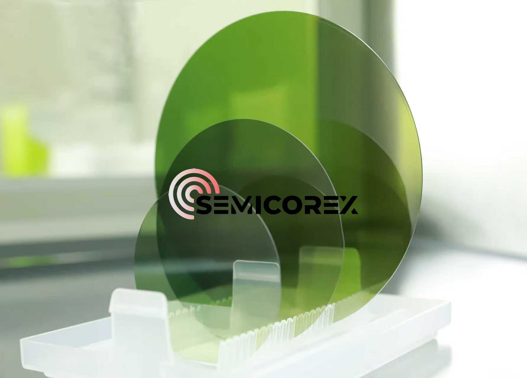 A különbség a próba-, kutatási, gyártási minőségű SiC hordozók között